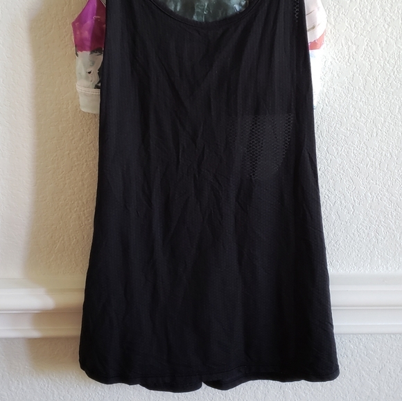 Lululemon All Sport Support Tank 4 - Picture 4 of 10